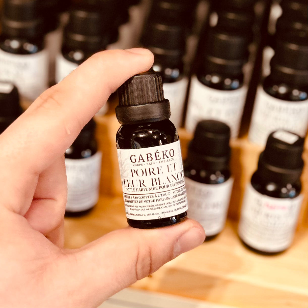 Huile parfumée pour diffuseur - Poire et fleur blanche