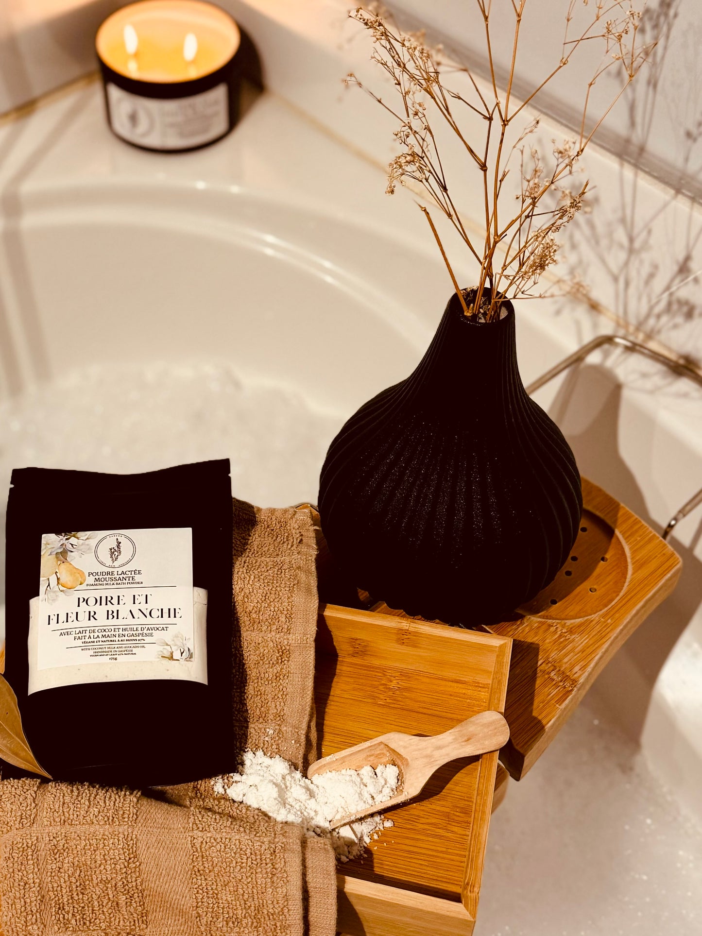 Poudre lactée - Poire et fleur blanche