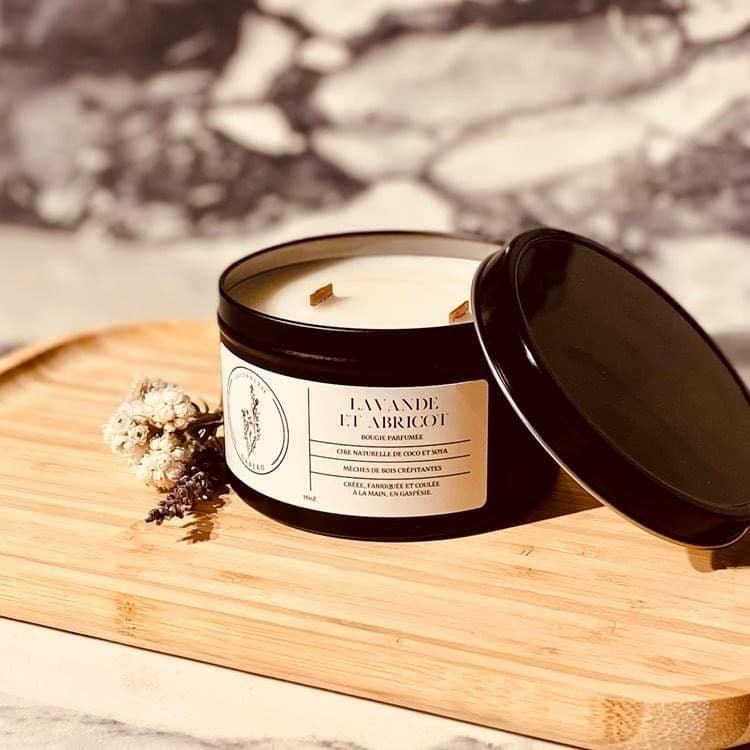Lavande et Abricot - Bougie parfumée naturelle deux mèches de bois à la cire de coco 16 oz - Savonnerie Gabeko