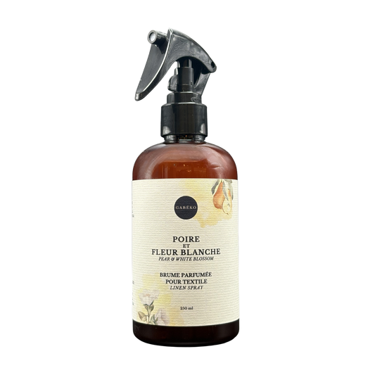Brume parfumée pour textiles - Poire et fleur blanche
